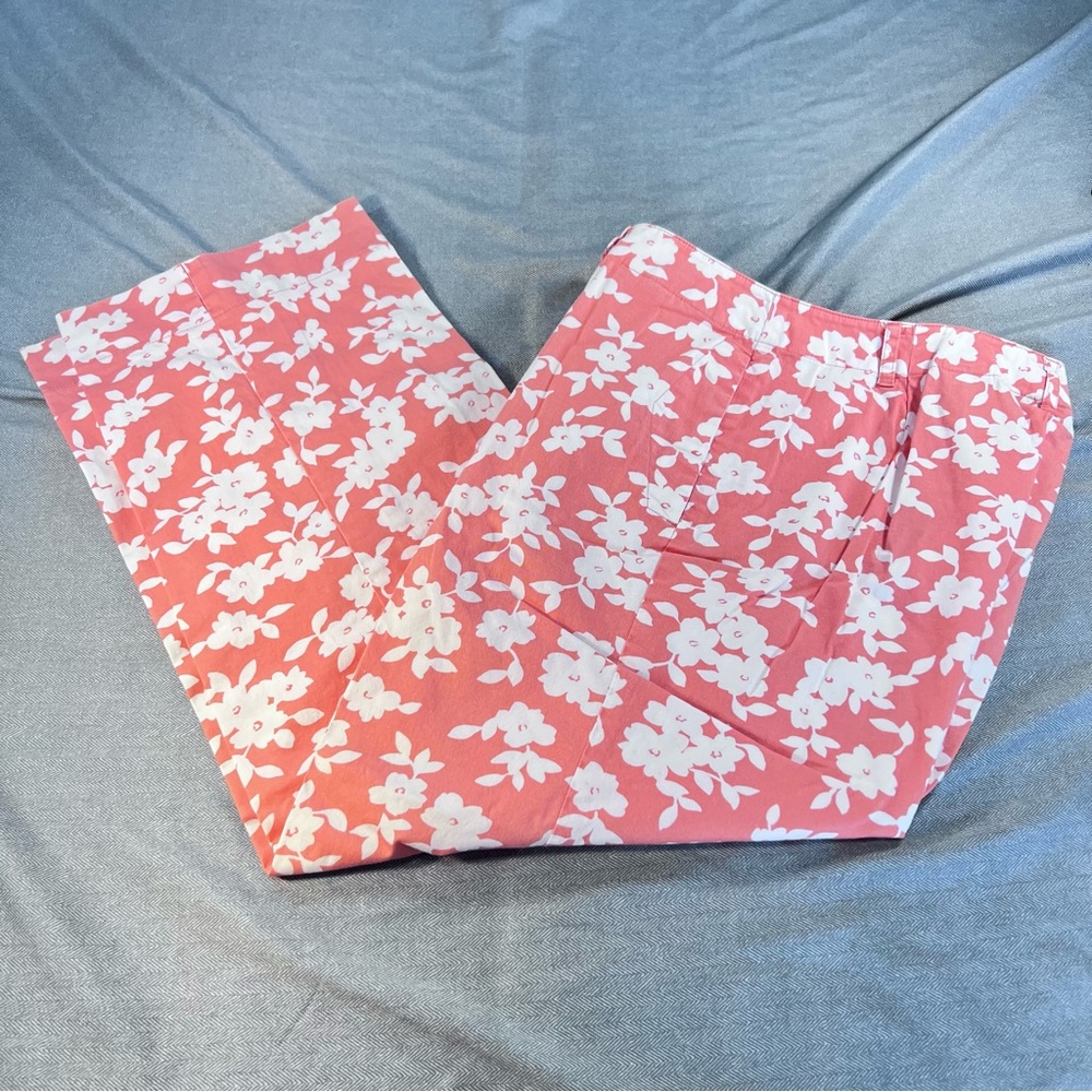 Evan Picone Stretch Capri Pants Orange and White Floral Size 6